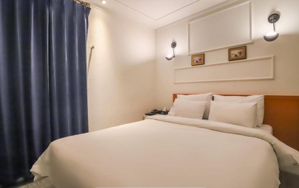 יונגין Avenue Hotel מראה חיצוני תמונה