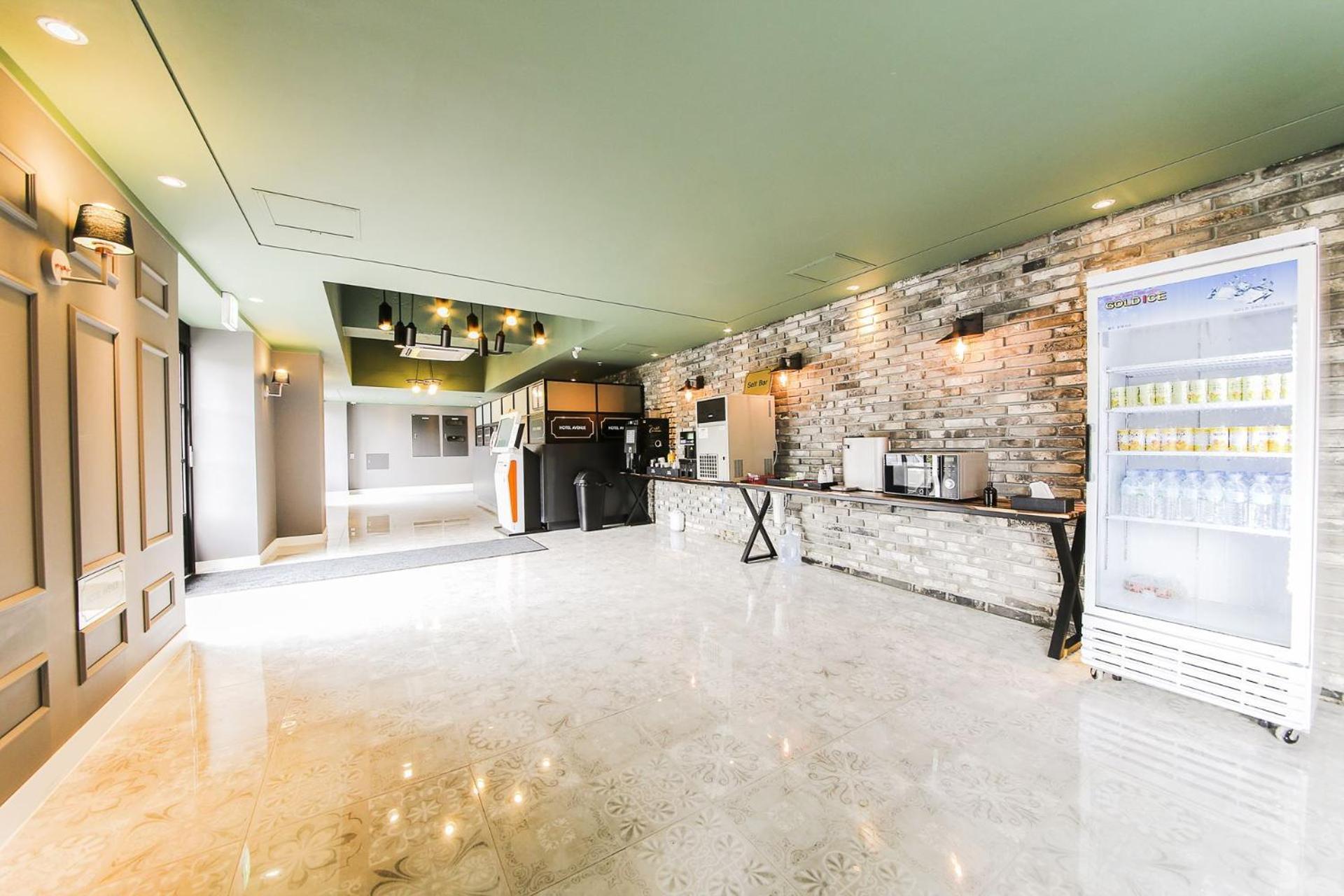 יונגין Avenue Hotel מראה חיצוני תמונה